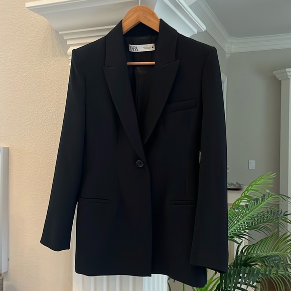 NWT ZARA FITTED BLAZER WITH SHOULDER PADS ZW COLLECTION M, 7649 - Picture 8 of 8